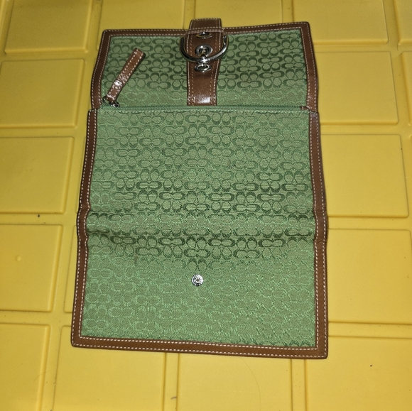 Coach Soho Signature Mini C Trifold Green Jacquard Dark Leather Checkbook Wallet - Picture 7 of 9